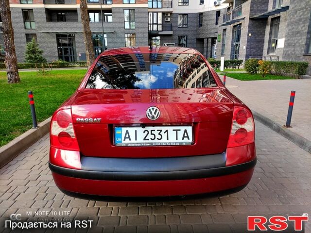 Червоний Фольксваген Пассат, об'ємом двигуна 1.6 л та пробігом 250 тис. км за 3900 $, фото 6 на Automoto.ua
