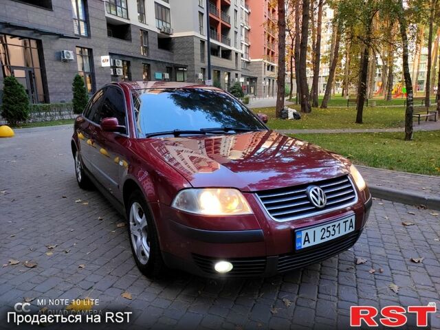 Червоний Фольксваген Пассат, об'ємом двигуна 1.6 л та пробігом 250 тис. км за 3900 $, фото 1 на Automoto.ua