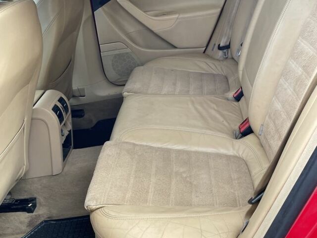 Красный Фольксваген Пассат, объемом двигателя 1.9 л и пробегом 300 тыс. км за 5000 $, фото 17 на Automoto.ua