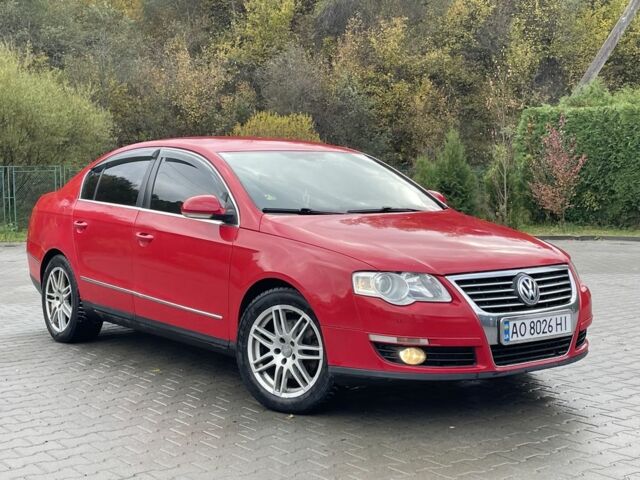 Красный Фольксваген Пассат, объемом двигателя 1.9 л и пробегом 300 тыс. км за 5000 $, фото 1 на Automoto.ua
