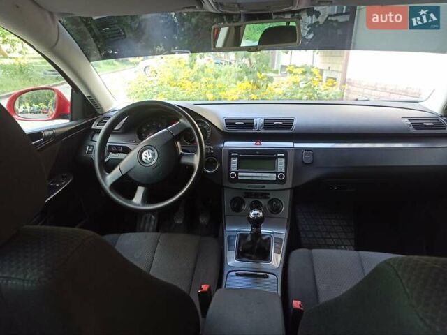 Червоний Фольксваген Пассат, об'ємом двигуна 1.4 л та пробігом 120 тис. км за 5300 $, фото 3 на Automoto.ua