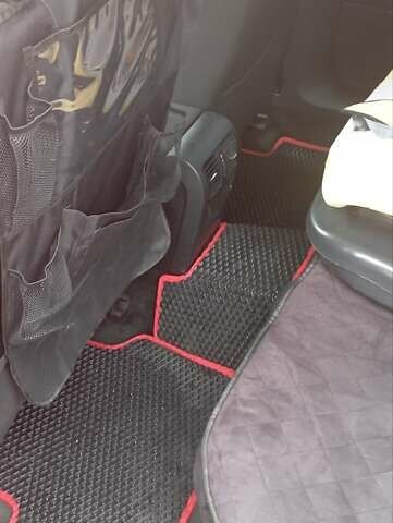 Красный Фольксваген Пассат, объемом двигателя 2 л и пробегом 254 тыс. км за 7999 $, фото 10 на Automoto.ua