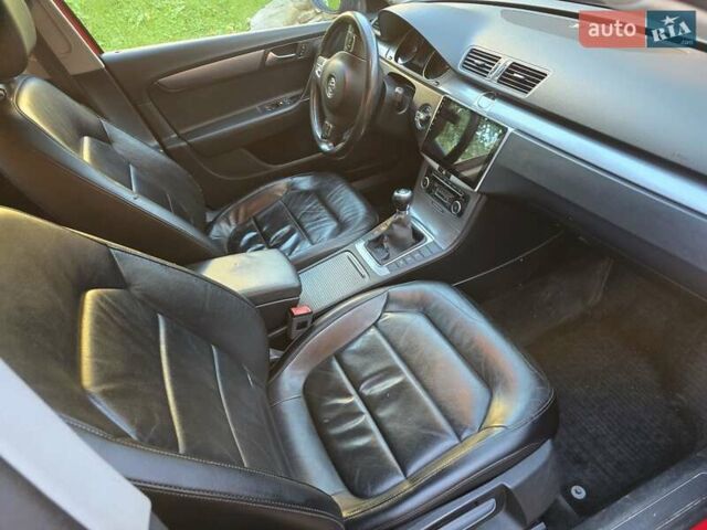 Красный Фольксваген Пассат, объемом двигателя 1.97 л и пробегом 273 тыс. км за 10900 $, фото 11 на Automoto.ua