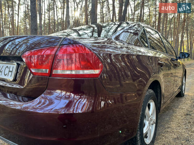 Червоний Фольксваген Пассат, об'ємом двигуна 2.5 л та пробігом 370 тис. км за 7850 $, фото 3 на Automoto.ua