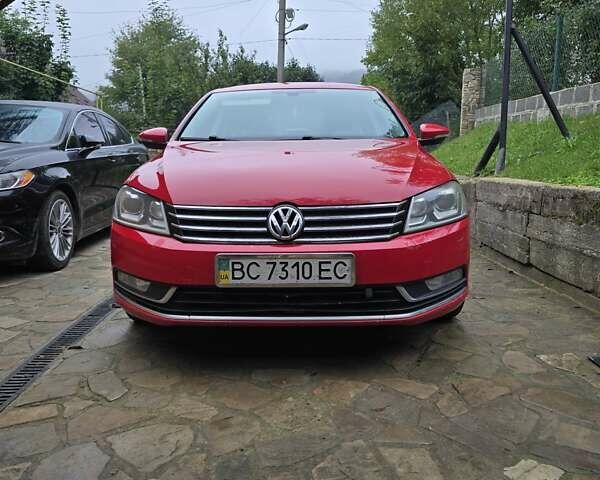 Красный Фольксваген Пассат, объемом двигателя 1.97 л и пробегом 273 тыс. км за 10900 $, фото 3 на Automoto.ua
