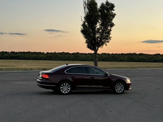 Красный Фольксваген Пассат, объемом двигателя 2.5 л и пробегом 225 тыс. км за 9300 $, фото 7 на Automoto.ua