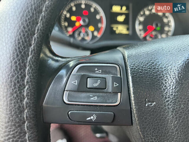 Червоний Фольксваген Пассат, об'ємом двигуна 2.5 л та пробігом 370 тис. км за 7850 $, фото 12 на Automoto.ua