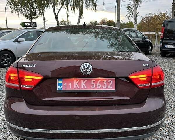 Красный Фольксваген Пассат, объемом двигателя 2.5 л и пробегом 186 тыс. км за 11200 $, фото 17 на Automoto.ua