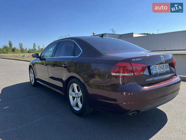Червоний Фольксваген Пассат, об'ємом двигуна 2.5 л та пробігом 290 тис. км за 8800 $, фото 6 на Automoto.ua
