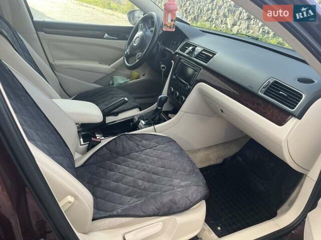 Червоний Фольксваген Пассат, об'ємом двигуна 2.5 л та пробігом 262 тис. км за 8499 $, фото 16 на Automoto.ua