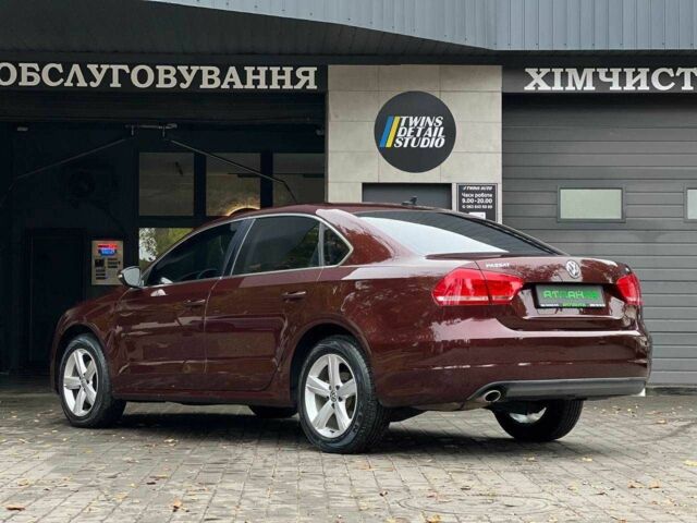 Красный Фольксваген Пассат, объемом двигателя 2.5 л и пробегом 70 тыс. км за 9900 $, фото 9 на Automoto.ua