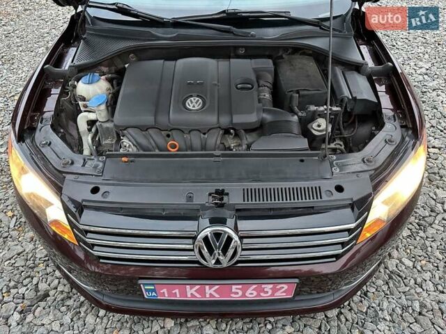 Красный Фольксваген Пассат, объемом двигателя 2.5 л и пробегом 186 тыс. км за 11200 $, фото 8 на Automoto.ua