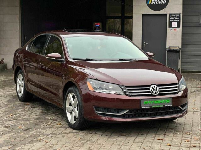 Красный Фольксваген Пассат, объемом двигателя 2.5 л и пробегом 70 тыс. км за 9900 $, фото 3 на Automoto.ua