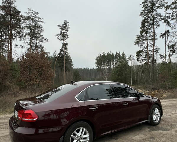 Червоний Фольксваген Пассат, об'ємом двигуна 2.48 л та пробігом 110 тис. км за 11700 $, фото 3 на Automoto.ua