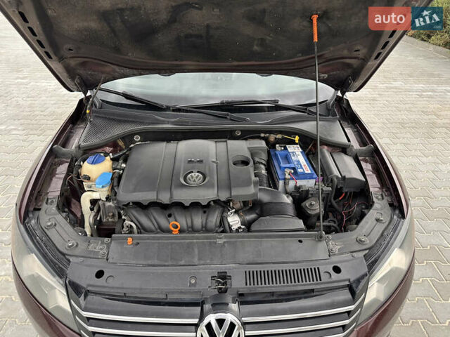 Красный Фольксваген Пассат, объемом двигателя 2.48 л и пробегом 384 тыс. км за 8499 $, фото 42 на Automoto.ua