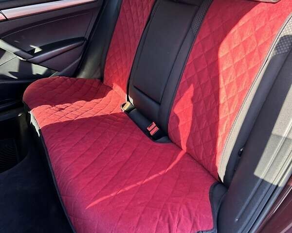 Красный Фольксваген Пассат, объемом двигателя 2.48 л и пробегом 122 тыс. км за 9500 $, фото 12 на Automoto.ua