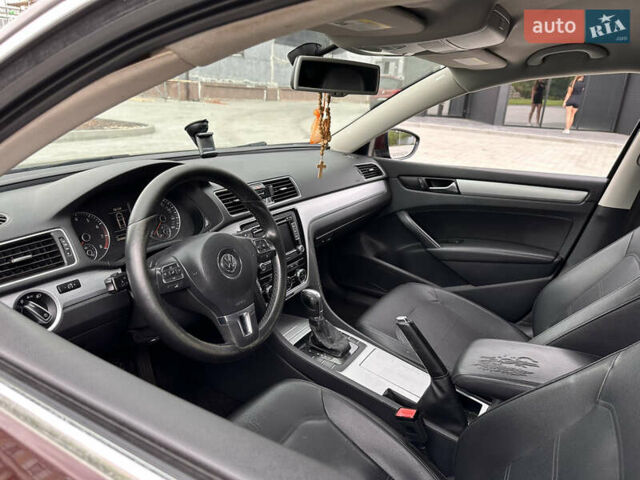 Красный Фольксваген Пассат, объемом двигателя 2.48 л и пробегом 384 тыс. км за 8499 $, фото 39 на Automoto.ua