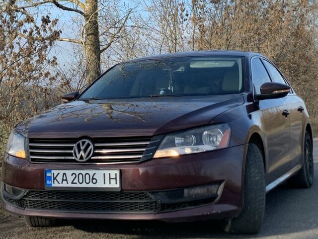 Червоний Фольксваген Пассат, об'ємом двигуна 2.5 л та пробігом 281 тис. км за 8100 $, фото 1 на Automoto.ua