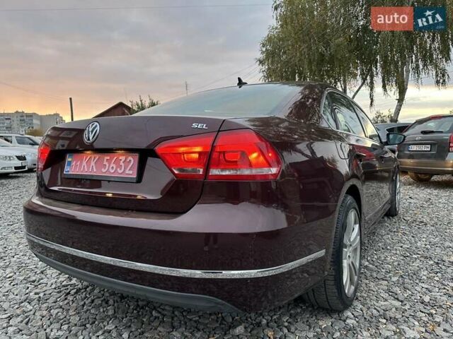 Красный Фольксваген Пассат, объемом двигателя 2.5 л и пробегом 186 тыс. км за 11200 $, фото 12 на Automoto.ua