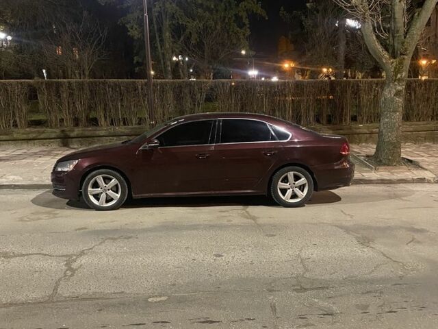 Красный Фольксваген Пассат, объемом двигателя 2.5 л и пробегом 298 тыс. км за 7000 $, фото 4 на Automoto.ua