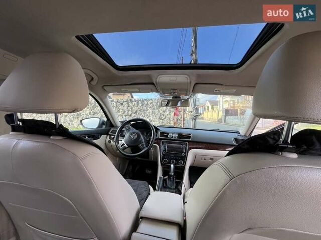 Червоний Фольксваген Пассат, об'ємом двигуна 2.5 л та пробігом 262 тис. км за 8499 $, фото 19 на Automoto.ua