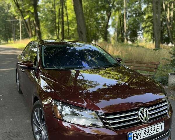 Червоний Фольксваген Пассат, об'ємом двигуна 2.5 л та пробігом 150 тис. км за 11999 $, фото 4 на Automoto.ua