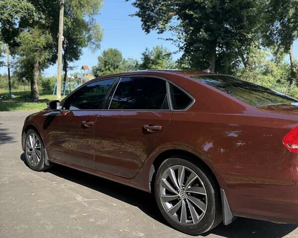 Червоний Фольксваген Пассат, об'ємом двигуна 2.5 л та пробігом 150 тис. км за 11999 $, фото 11 на Automoto.ua