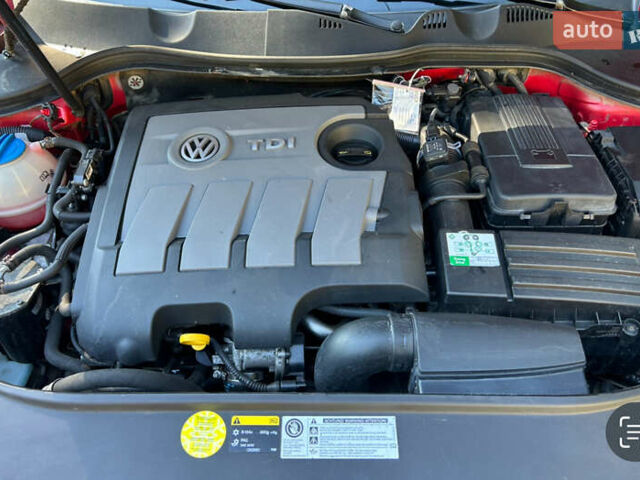 Красный Фольксваген Пассат, объемом двигателя 1.6 л и пробегом 260 тыс. км за 8800 $, фото 22 на Automoto.ua