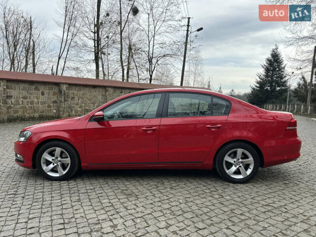 Красный Фольксваген Пассат, объемом двигателя 1.6 л и пробегом 260 тыс. км за 8800 $, фото 8 на Automoto.ua