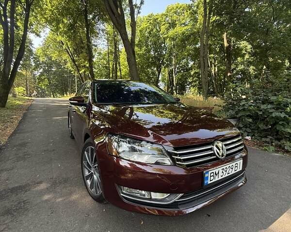Червоний Фольксваген Пассат, об'ємом двигуна 2.5 л та пробігом 150 тис. км за 11999 $, фото 2 на Automoto.ua