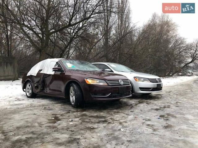 Красный Фольксваген Пассат, объемом двигателя 2.48 л и пробегом 210 тыс. км за 10000 $, фото 2 на Automoto.ua