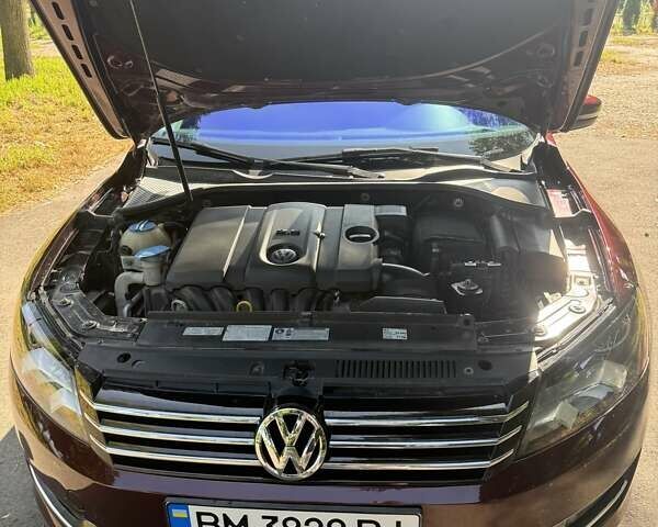 Червоний Фольксваген Пассат, об'ємом двигуна 2.5 л та пробігом 150 тис. км за 11999 $, фото 25 на Automoto.ua