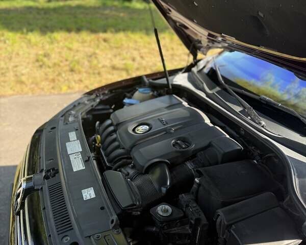 Червоний Фольксваген Пассат, об'ємом двигуна 2.5 л та пробігом 150 тис. км за 11999 $, фото 40 на Automoto.ua