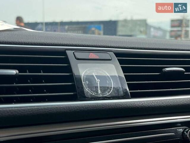 Червоний Фольксваген Пассат, об'ємом двигуна 2.5 л та пробігом 165 тис. км за 11290 $, фото 37 на Automoto.ua