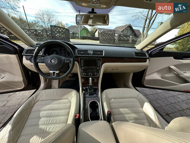 Червоний Фольксваген Пассат, об'ємом двигуна 1.9 л та пробігом 283 тис. км за 11250 $, фото 18 на Automoto.ua
