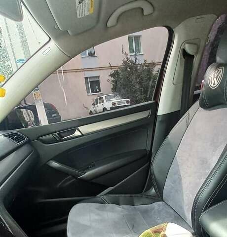 Червоний Фольксваген Пассат, об'ємом двигуна 2.5 л та пробігом 328 тис. км за 9450 $, фото 4 на Automoto.ua