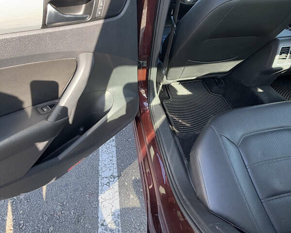 Красный Фольксваген Пассат, объемом двигателя 2.5 л и пробегом 264 тыс. км за 8999 $, фото 22 на Automoto.ua