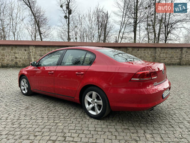 Красный Фольксваген Пассат, объемом двигателя 1.6 л и пробегом 260 тыс. км за 8800 $, фото 5 на Automoto.ua