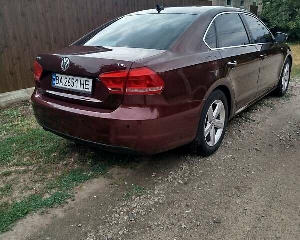 Червоний Фольксваген Пассат, об'ємом двигуна 1.8 л та пробігом 185 тис. км за 12000 $, фото 6 на Automoto.ua