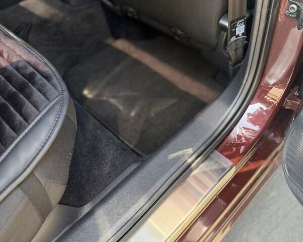 Червоний Фольксваген Пассат, об'ємом двигуна 2.5 л та пробігом 150 тис. км за 11999 $, фото 44 на Automoto.ua