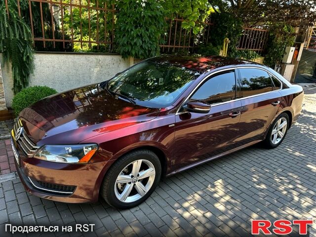 Червоний Фольксваген Пассат, об'ємом двигуна 1.8 л та пробігом 150 тис. км за 10200 $, фото 3 на Automoto.ua