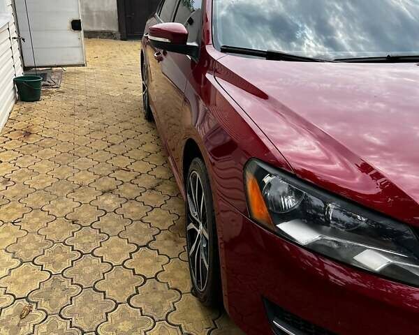 Красный Фольксваген Пассат, объемом двигателя 1.8 л и пробегом 219 тыс. км за 9800 $, фото 9 на Automoto.ua