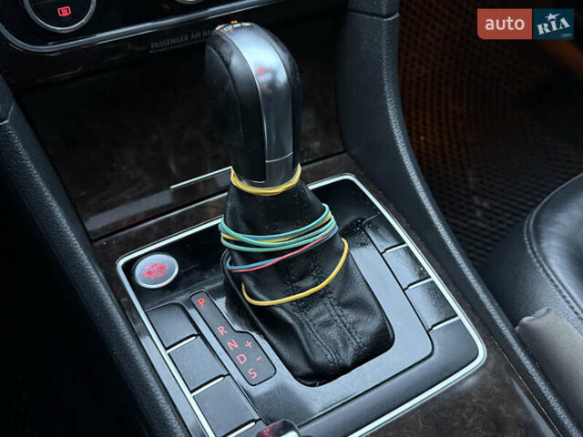 Червоний Фольксваген Пассат, об'ємом двигуна 2 л та пробігом 173 тис. км за 11999 $, фото 44 на Automoto.ua