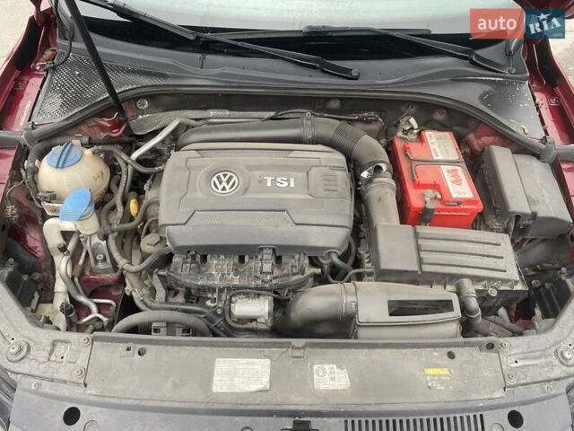 Красный Фольксваген Пассат, объемом двигателя 1.78 л и пробегом 139 тыс. км за 9400 $, фото 20 на Automoto.ua