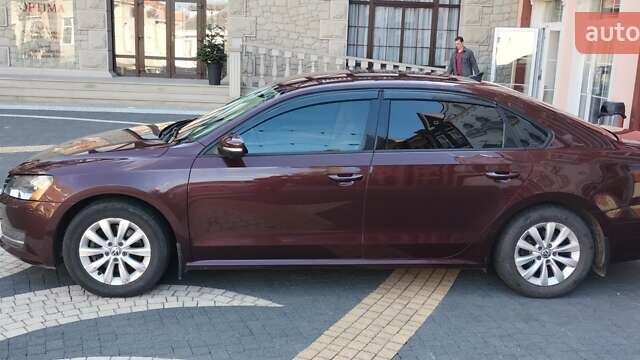 Червоний Фольксваген Пассат, об'ємом двигуна 1.8 л та пробігом 153 тис. км за 10700 $, фото 8 на Automoto.ua