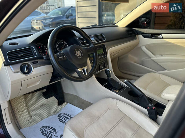 Червоний Фольксваген Пассат, об'ємом двигуна 1.8 л та пробігом 134 тис. км за 9850 $, фото 25 на Automoto.ua