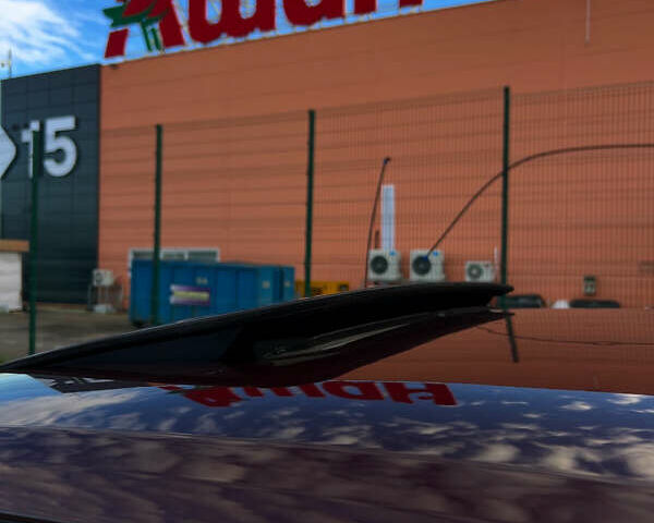 Красный Фольксваген Пассат, объемом двигателя 2 л и пробегом 250 тыс. км за 10750 $, фото 9 на Automoto.ua