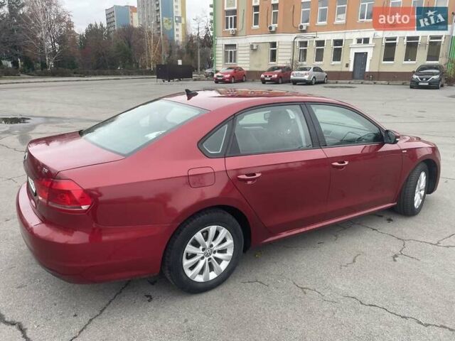 Красный Фольксваген Пассат, объемом двигателя 1.78 л и пробегом 139 тыс. км за 9400 $, фото 10 на Automoto.ua