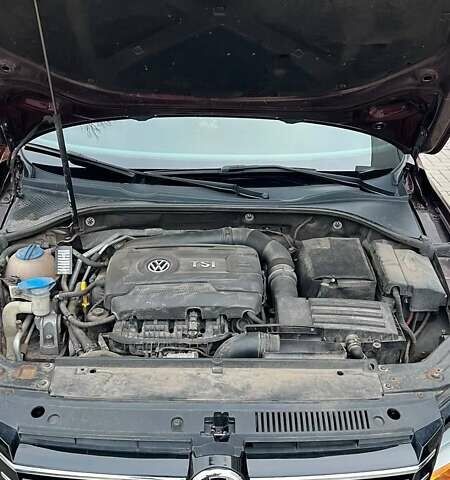 Красный Фольксваген Пассат, объемом двигателя 1.8 л и пробегом 191 тыс. км за 12400 $, фото 24 на Automoto.ua