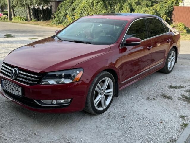 Червоний Фольксваген Пассат, об'ємом двигуна 2 л та пробігом 250 тис. км за 11400 $, фото 3 на Automoto.ua